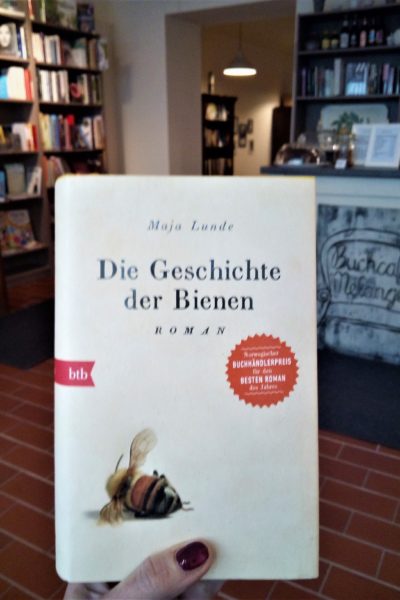 Buchtipp: „Die Geschichte der Bienen“ von Maja Lunde